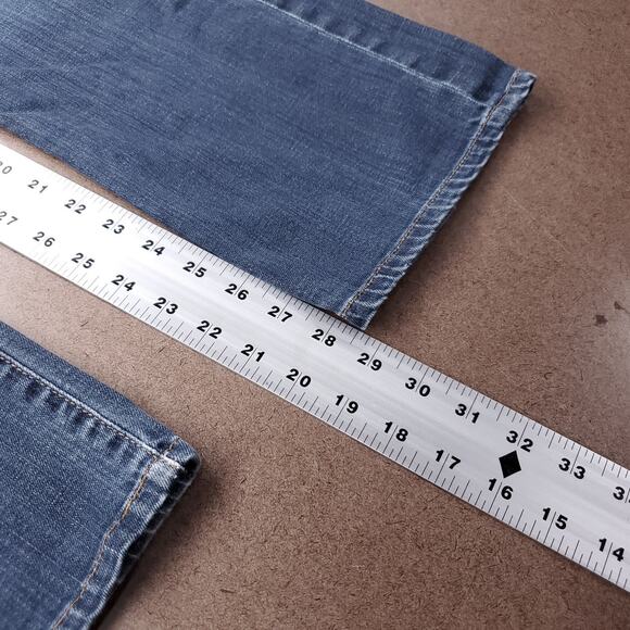 AG Protege Straight Leg Jeans Mens 32x32 Blue Med Wash Classic Casual Denim - Picture 7 of 12